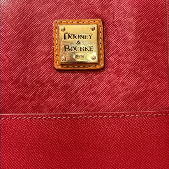 Dooney & Bourke Pebble Grain Small Lexington Tote - Picture 13 of 16